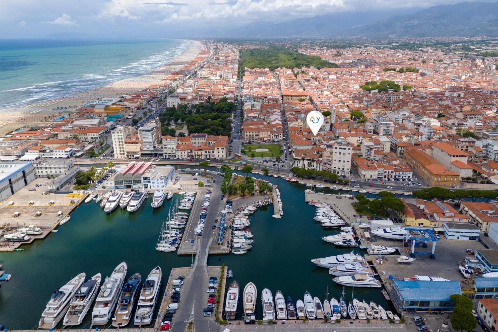 Suite Ondina Viareggio Apartments - Happy Rentals Luaran gambar