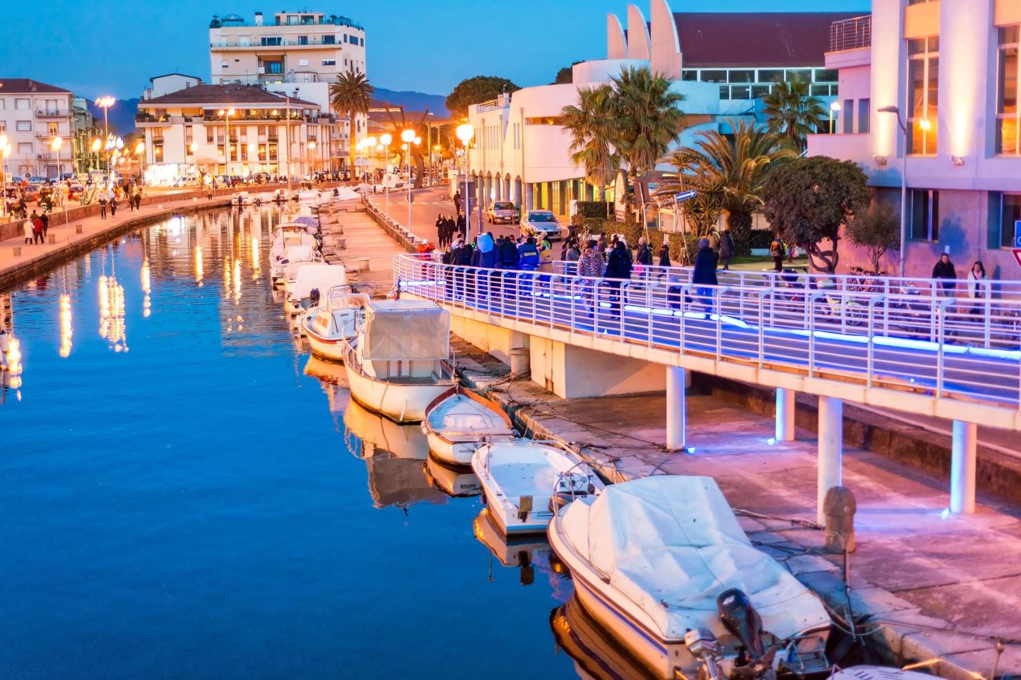 Suite Ondina Viareggio Apartments - Happy Rentals Luaran gambar